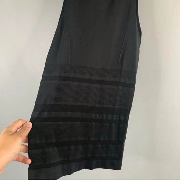 Lululemon Womens  Black High Neck CRB Cool Racer Back Tank Top Stripe Shirt 2 XS - Picture 3 of 9